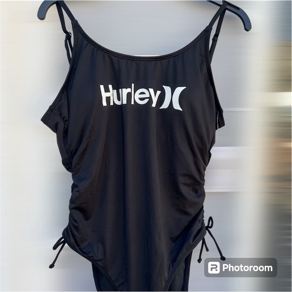 Women’s Classic Black Hurley One Pieces Swimsuit - Picture 1 of 11